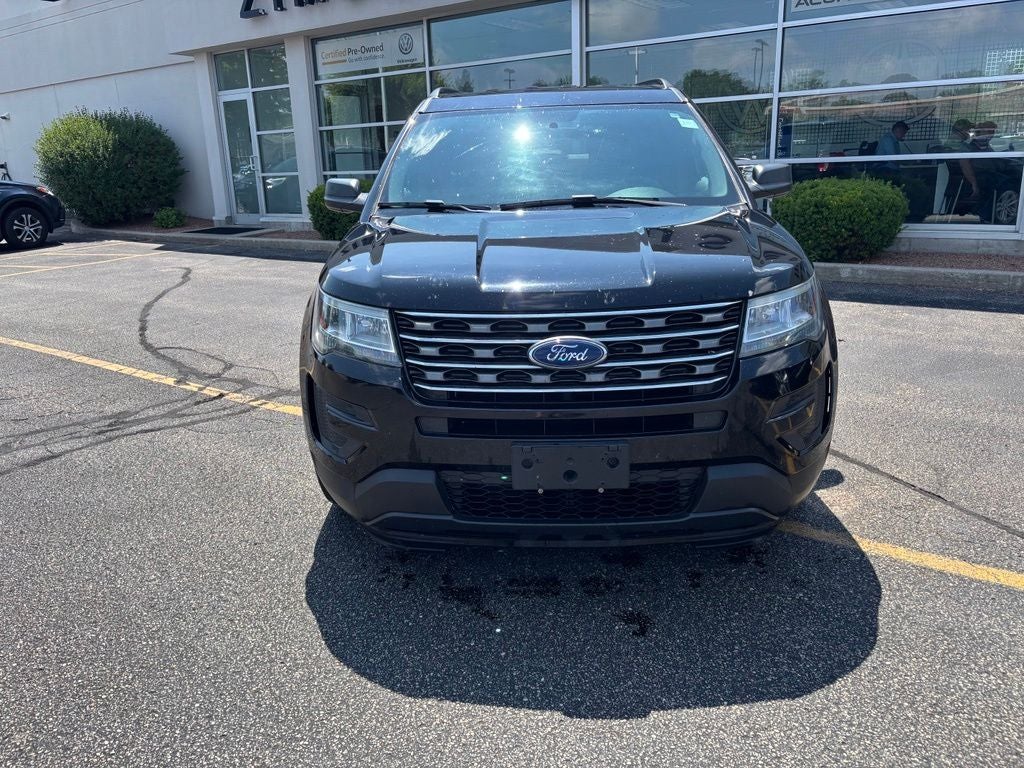 2017 Ford Explorer Base