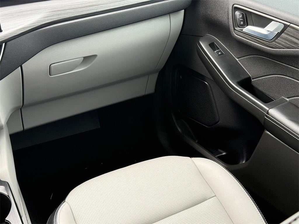 2023 Ford Escape Hybrid Platinum