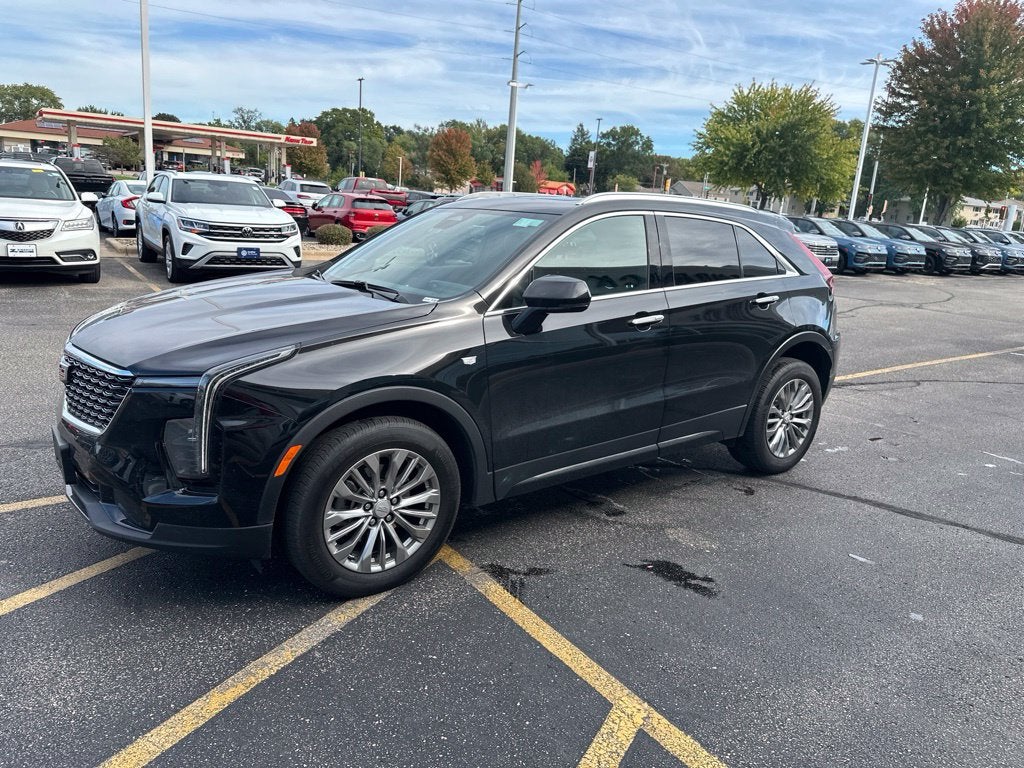 2024 Cadillac XT4 Premium Luxury