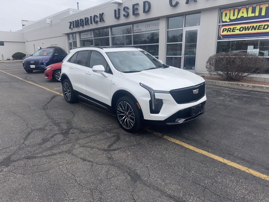 2024 Cadillac XT4 Sport