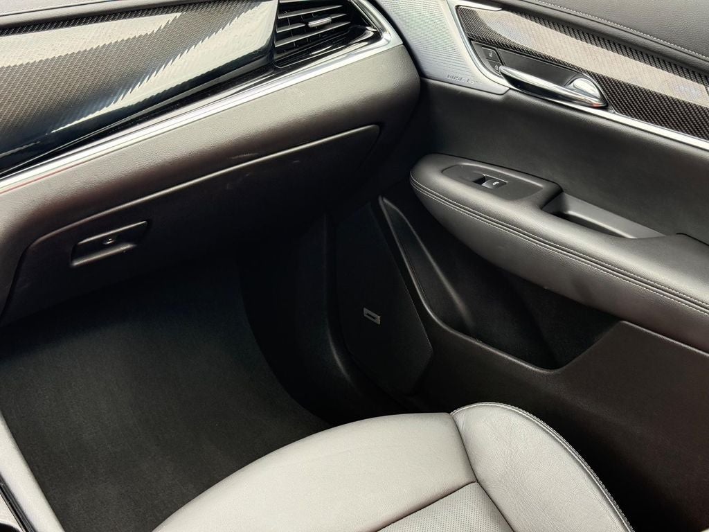 2024 Cadillac XT6 Sport - Photo 15