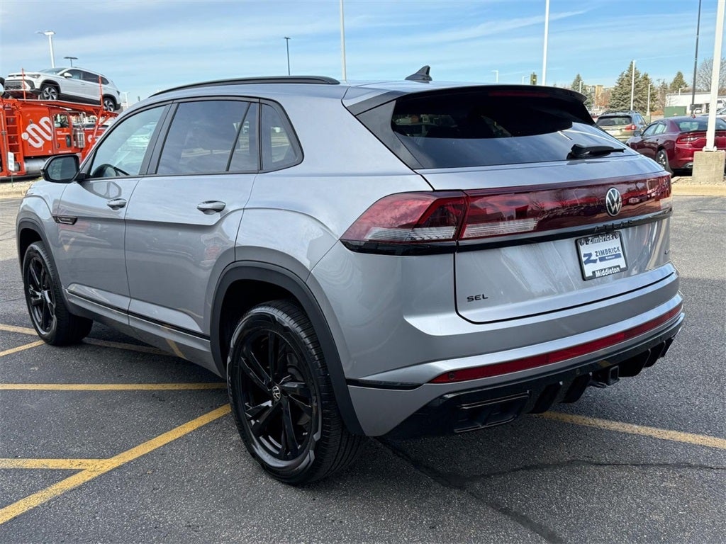 2025 Volkswagen Atlas Cross Sport 2.0T SEL R-Line Black
