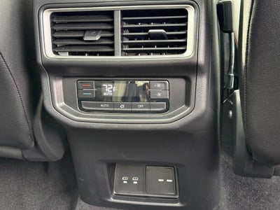 2026 Volkswagen Atlas Peak Edition