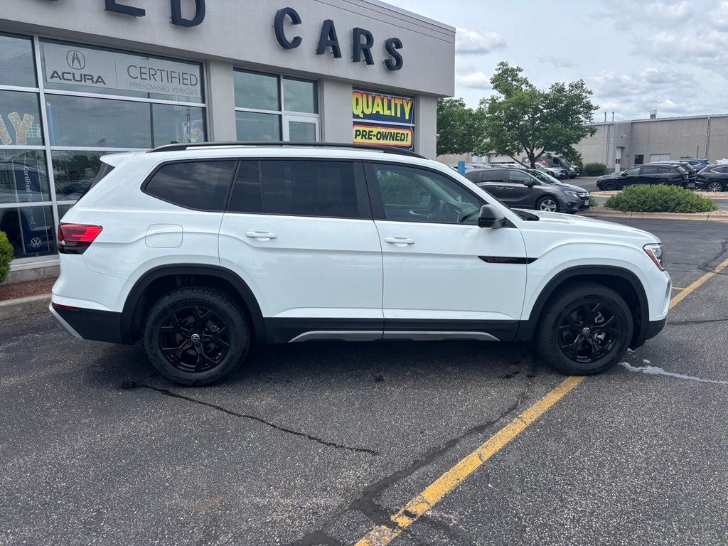 2025 Volkswagen Atlas 2.0T Peak Edition