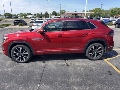 2025 Volkswagen Atlas Cross Sport 2.0T SEL Premium R-Line