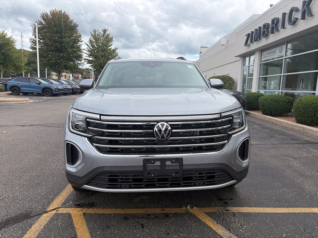 2026 Volkswagen Atlas SE w/Technology