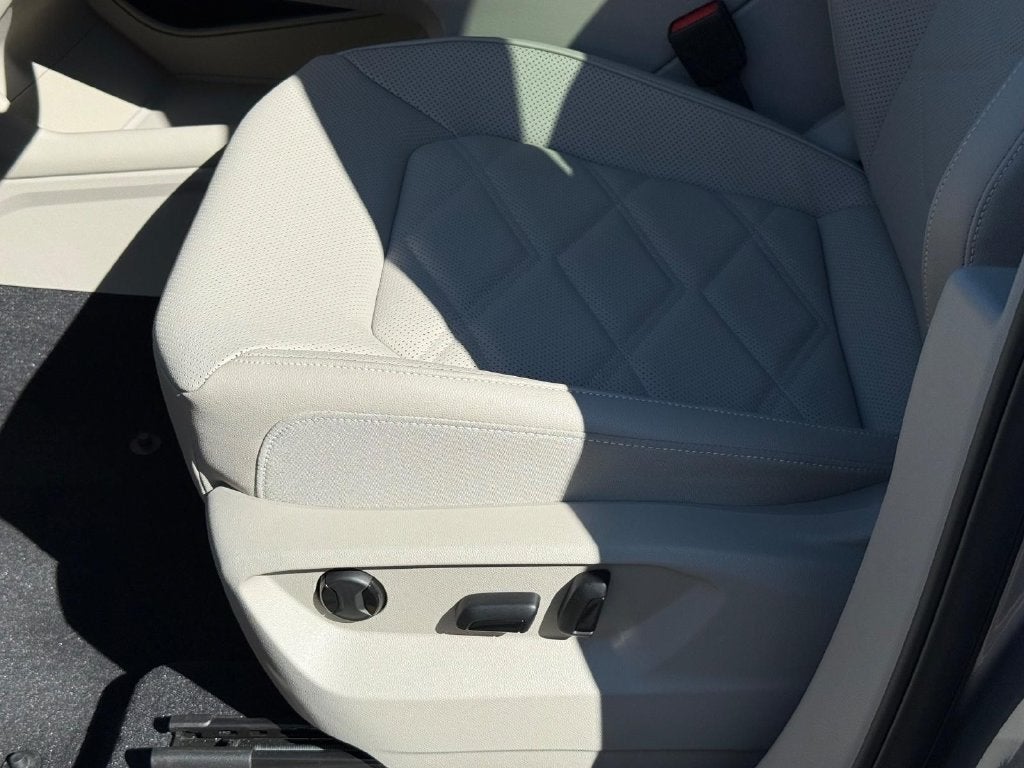 2026 Volkswagen Atlas SE w/Technology