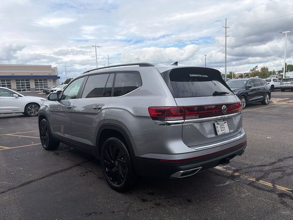 2026 Volkswagen Atlas SE w/Technology
