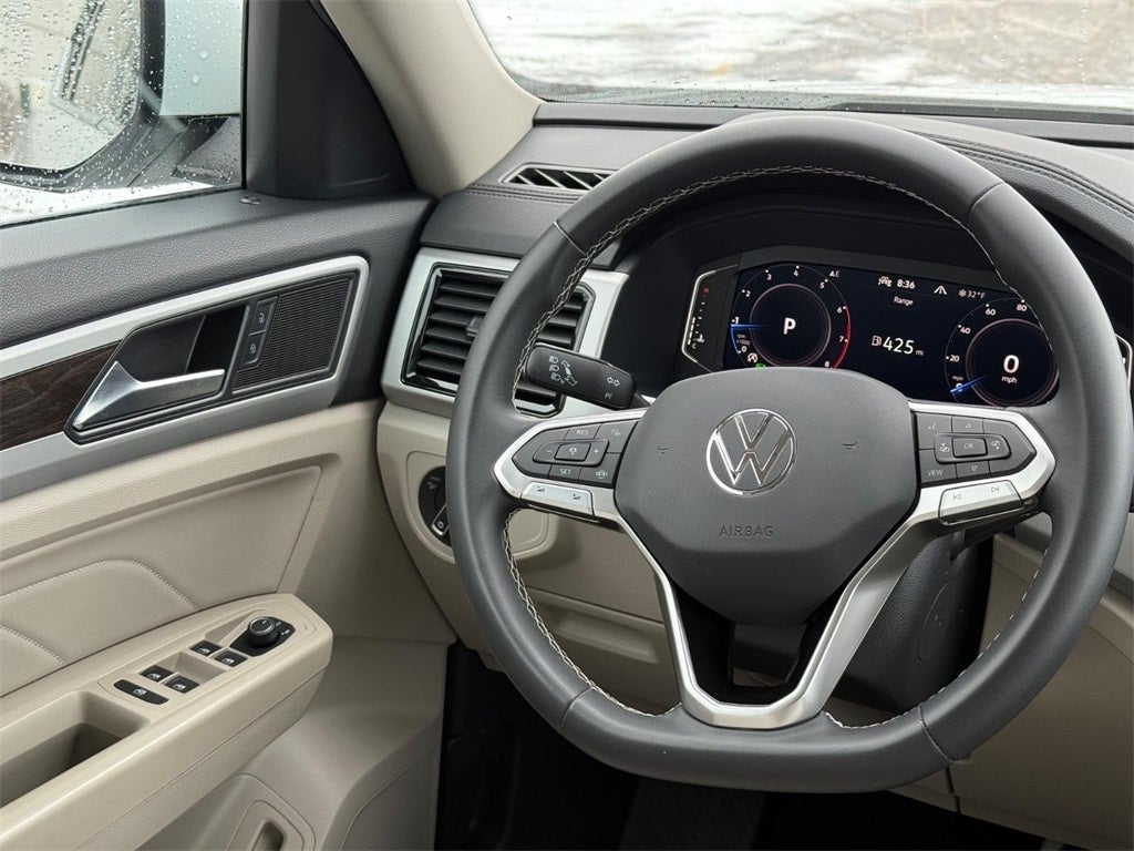 2023 Volkswagen Atlas 2.0T SE w/Technology