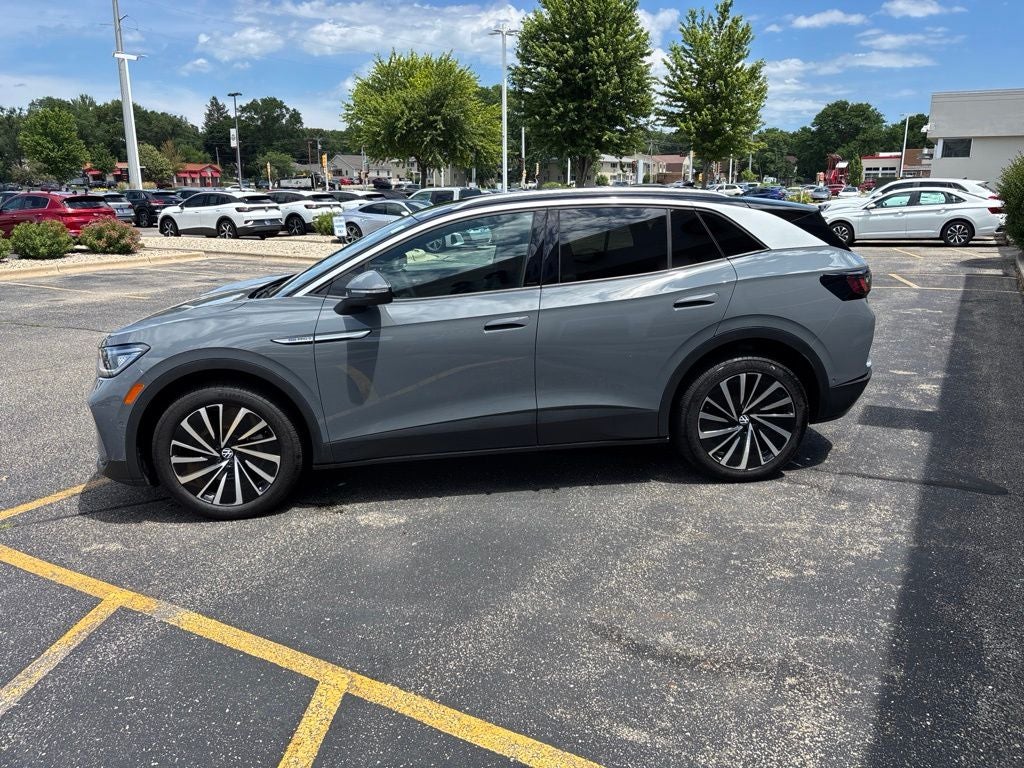 2023 Volkswagen ID.4 Pro S Plus