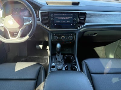 2023 Volkswagen Atlas Cross Sport 2.0T SE w/Technology