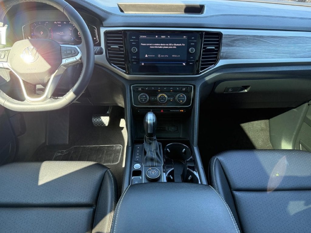 2023 Volkswagen Atlas Cross Sport 2.0T SE w/Technology