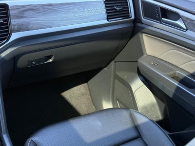 2023 Volkswagen Atlas Cross Sport 2.0T SE w/Technology