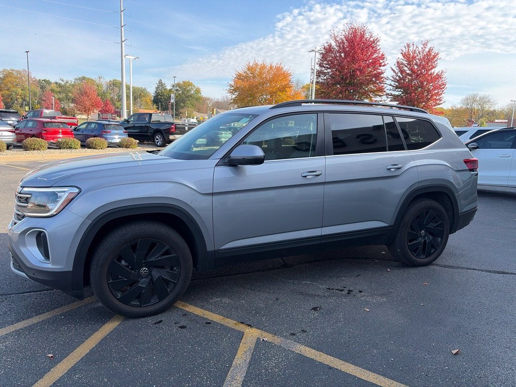 2026 Volkswagen Atlas SE w/Technology