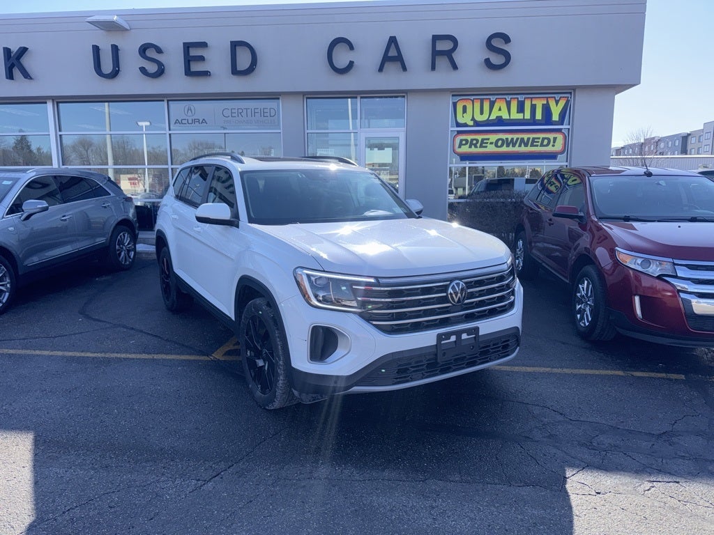 2025 Volkswagen Atlas 2.0T SE w/Technology