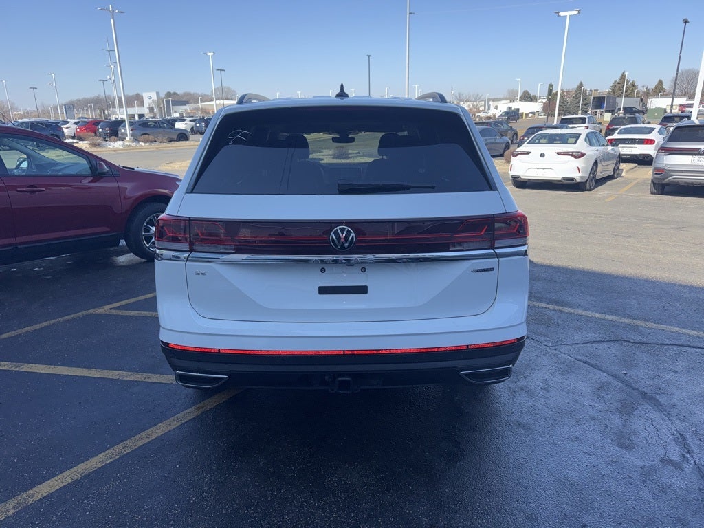 2025 Volkswagen Atlas 2.0T SE w/Technology