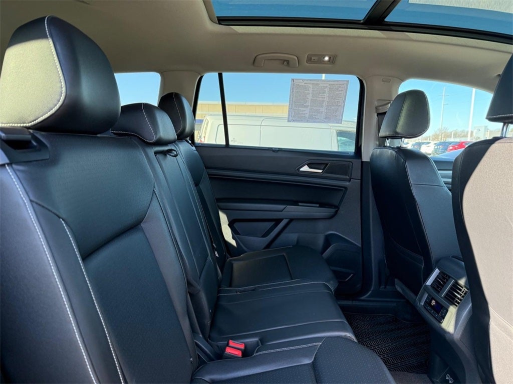 2021 Volkswagen Atlas 3.6L V6 SE w/Technology R-Line