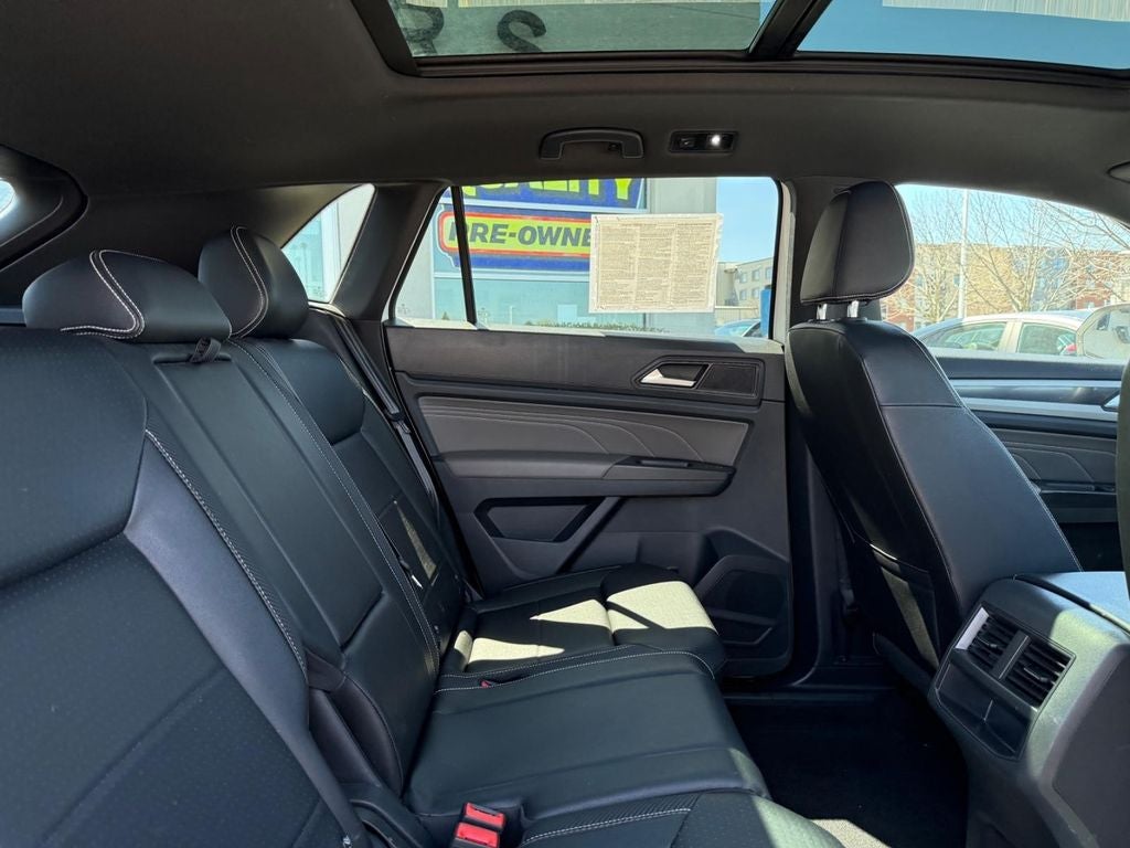 2022 Volkswagen Atlas Cross Sport 3.6L V6 SEL R-Line
