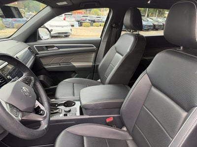 2023 Volkswagen Atlas Cross Sport 3.6L V6 SEL R-Line