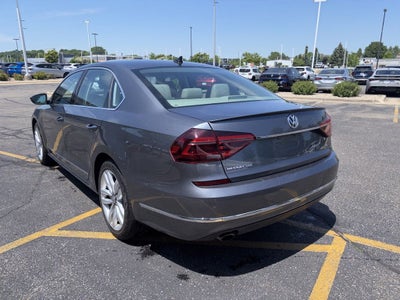 2017 Volkswagen Passat SEL Premium