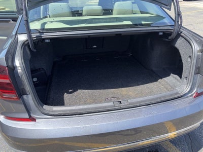2017 Volkswagen Passat SEL Premium