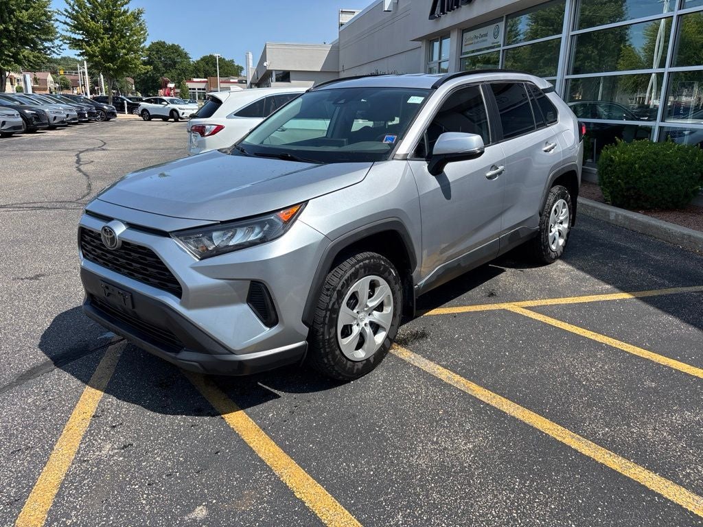 2020 Toyota RAV4 LE