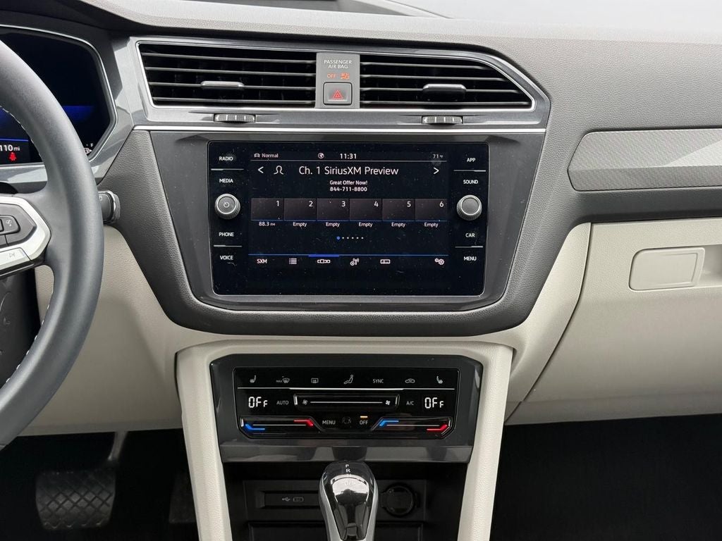 2023 Volkswagen Tiguan 2.0T SE