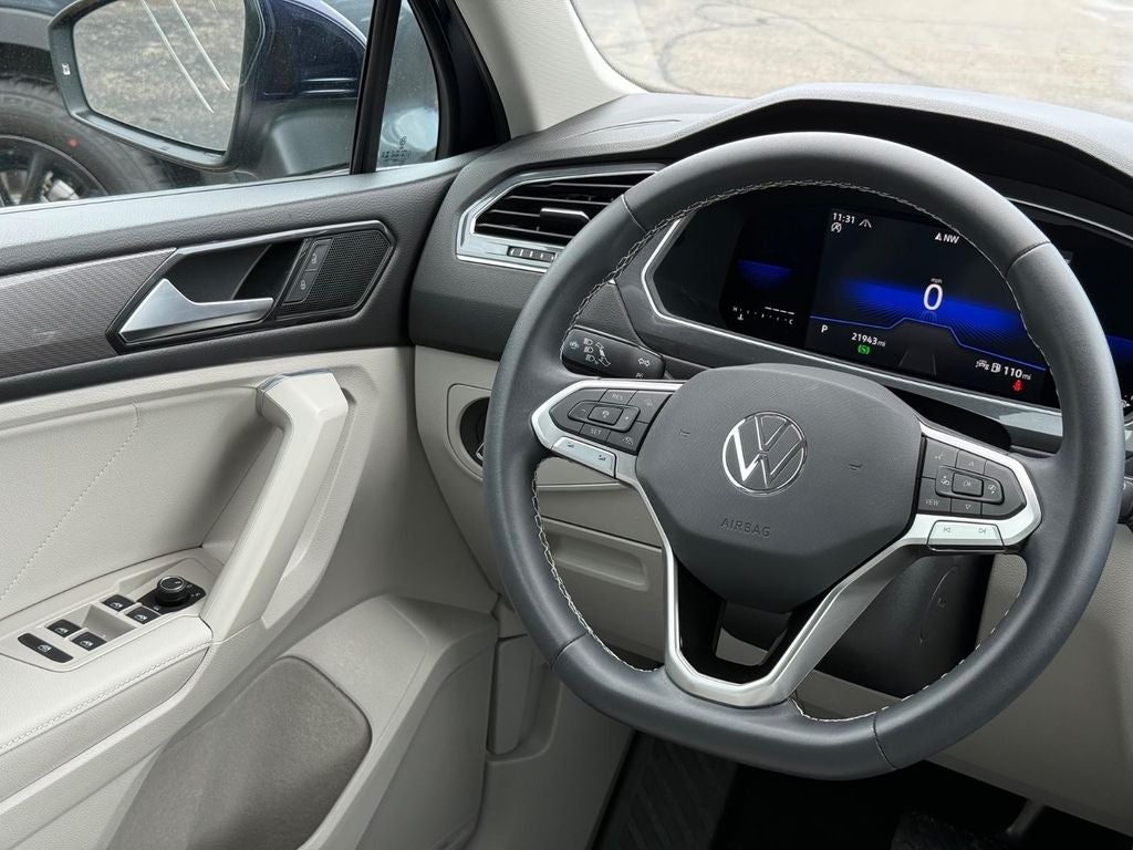 2023 Volkswagen Tiguan 2.0T SE
