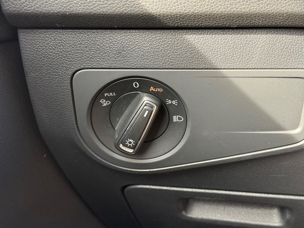 2022 Volkswagen Tiguan 2.0T SEL R-Line