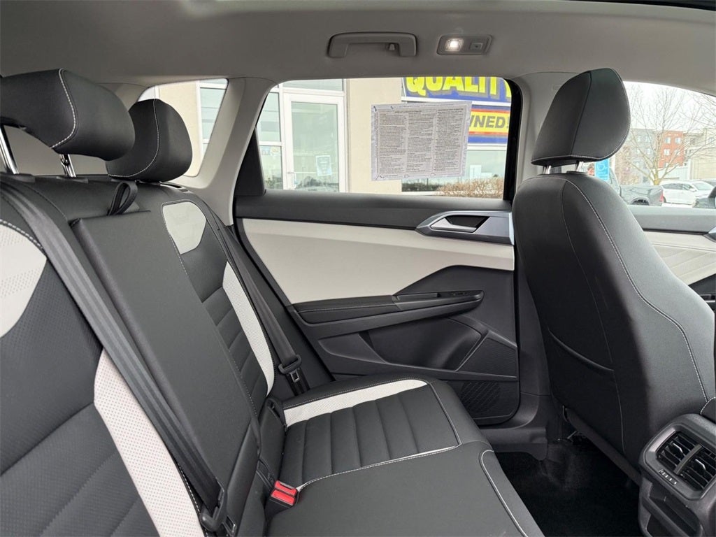 2025 Volkswagen Taos 1.5T SEL