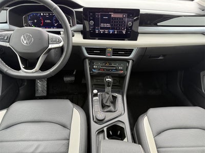 2025 Volkswagen Taos 1.5T SEL