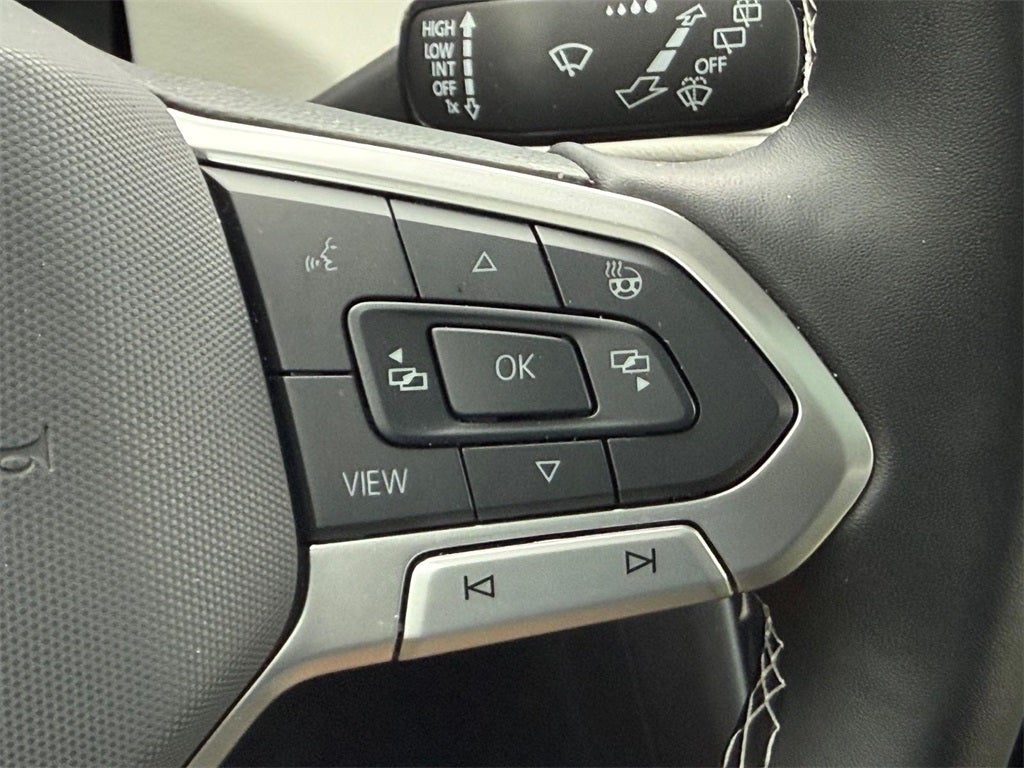 2025 Volkswagen Taos 1.5T SEL