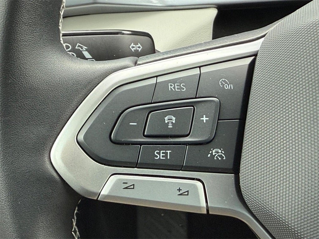 2025 Volkswagen Taos 1.5T SEL