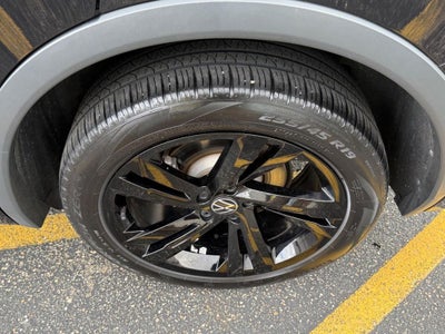 2023 Volkswagen Tiguan 2.0T SE R-Line Black