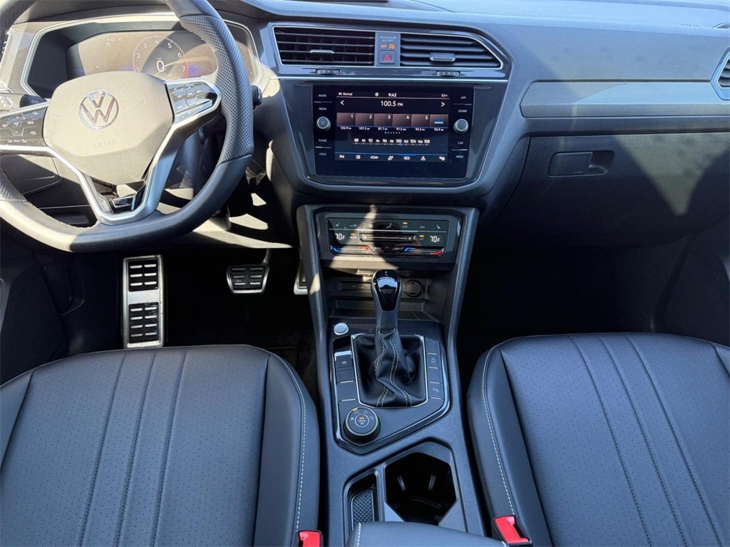2024 Volkswagen Tiguan 2.0T SE R-Line Black