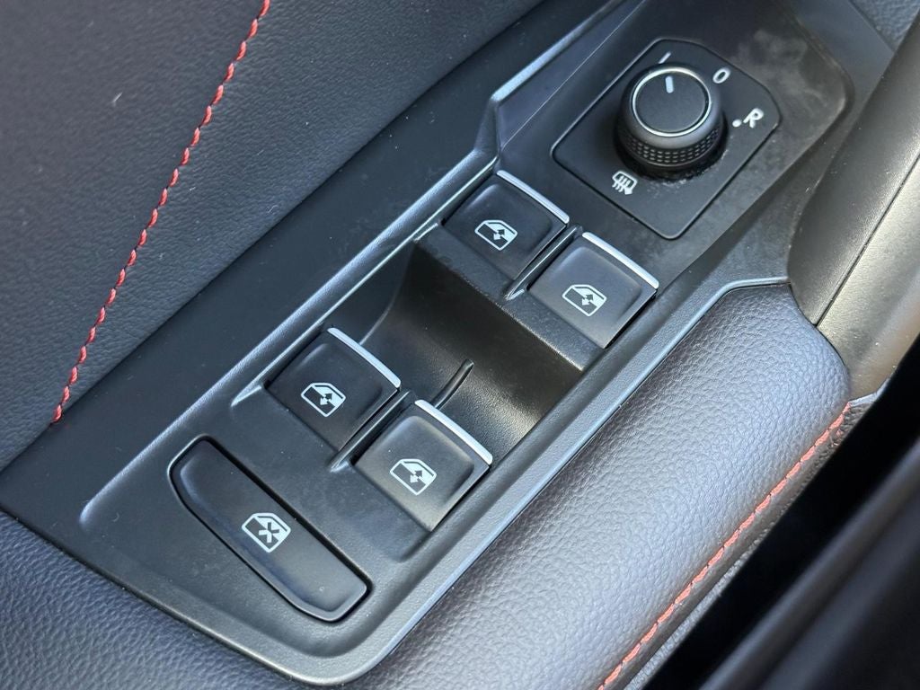 2024 Volkswagen Tiguan 2.0T Wolfsburg Edition