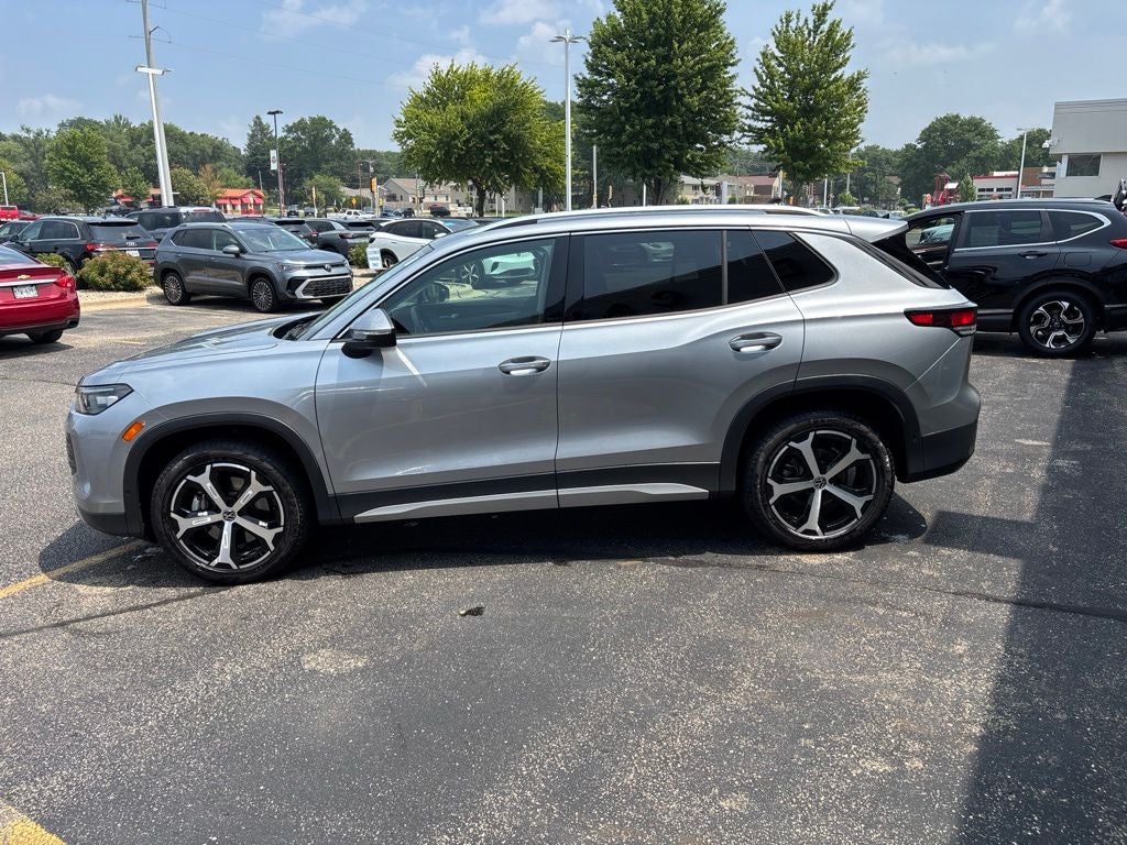 2025 Volkswagen Tiguan 2.0T SE