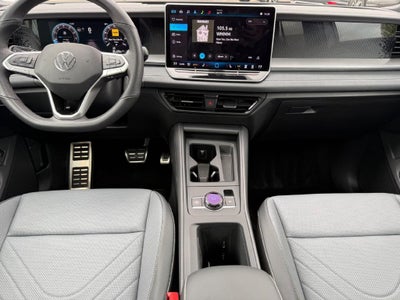 2025 Volkswagen Tiguan 2.0T SE R-Line Black