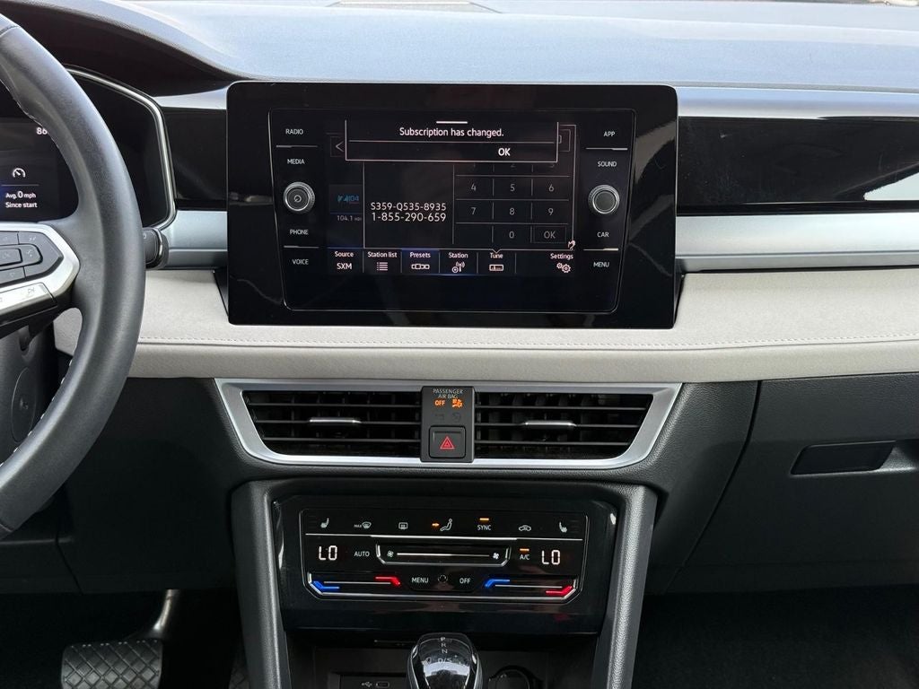 2025 Volkswagen Taos 1.5T SE