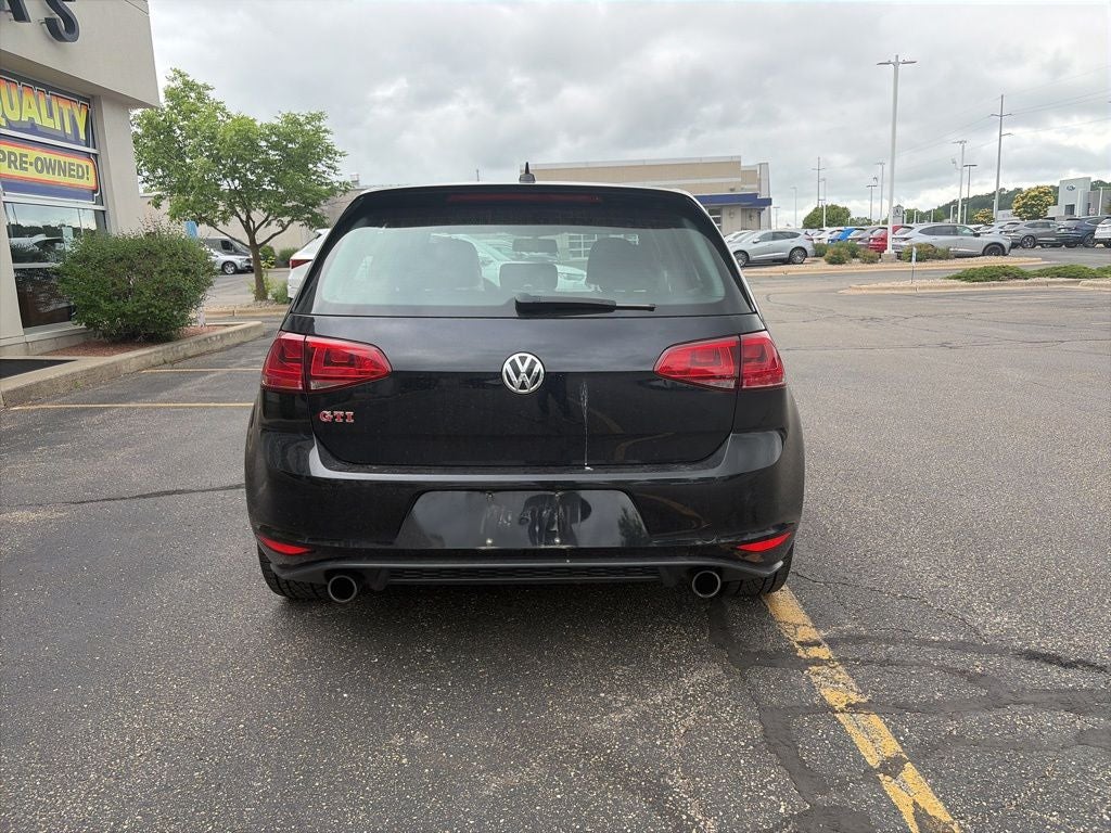 2017 Volkswagen Golf GTI Sport