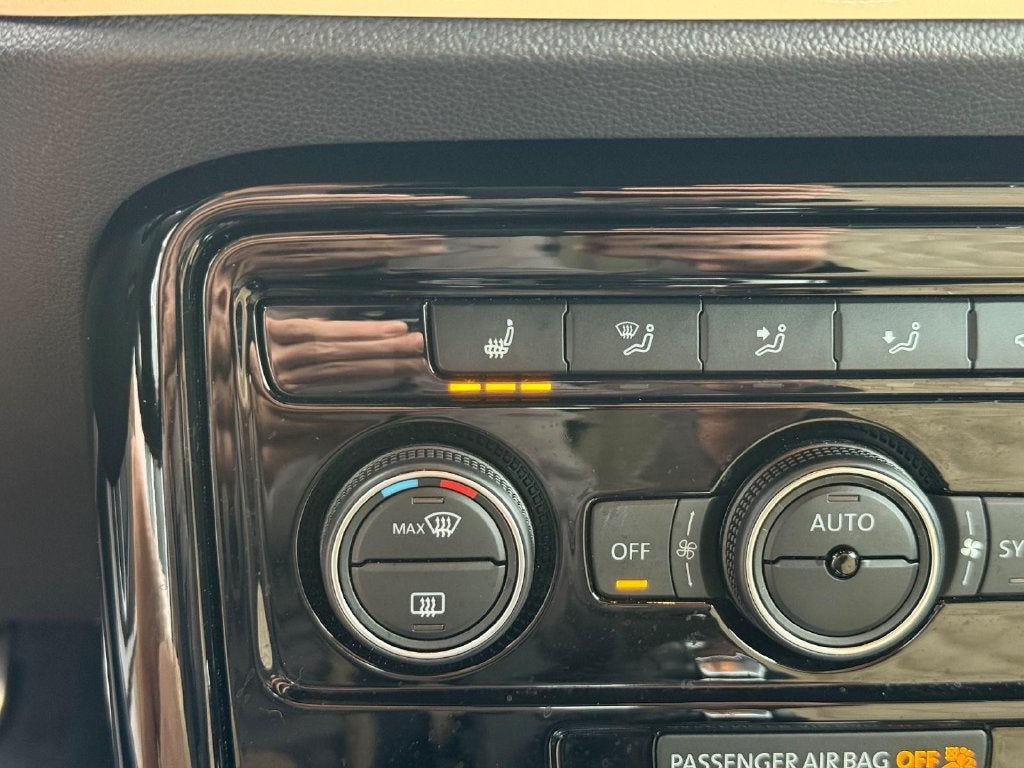 2019 Volkswagen Beetle Convertible 2.0T Final Edition SEL