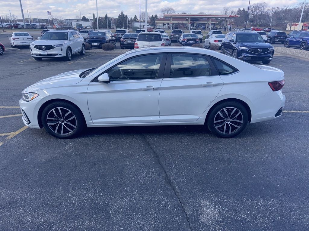 2025 Volkswagen Jetta 1.5T SE
