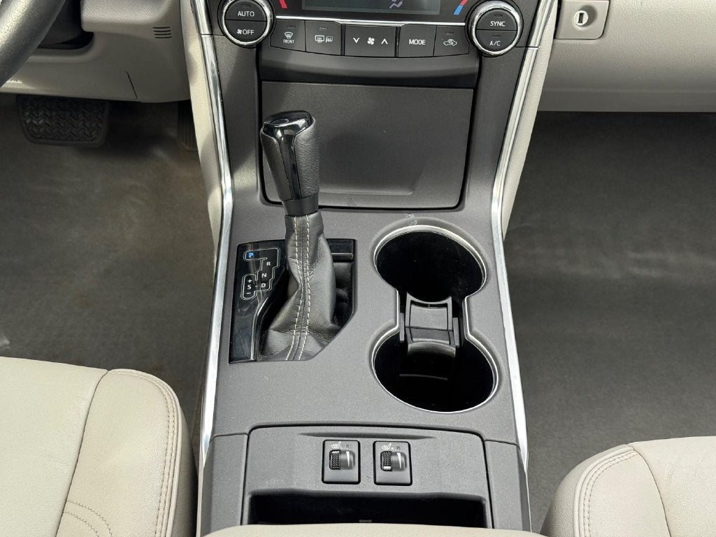 2016 Toyota Camry XLE