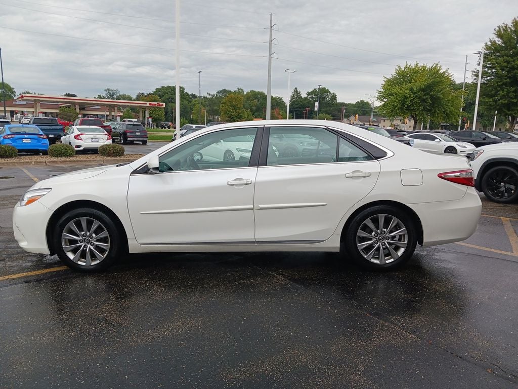 2016 Toyota Camry XLE