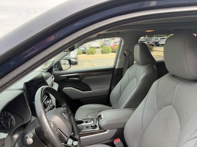 2020 Toyota Highlander Platinum
