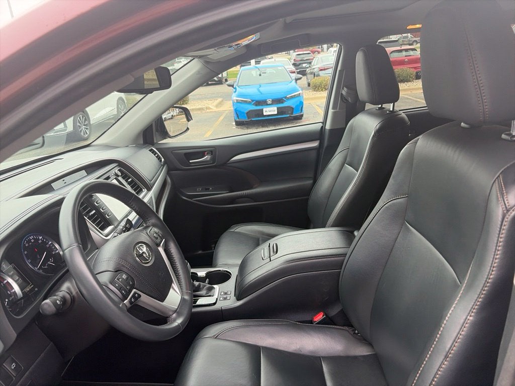 2016 Toyota Highlander XLE V6