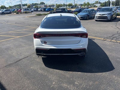 2022 Kia K5 LXS