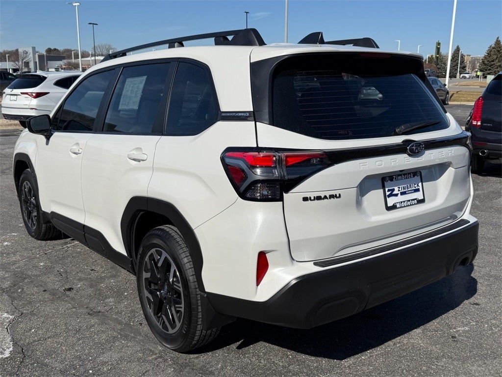 2025 Subaru Forester Base