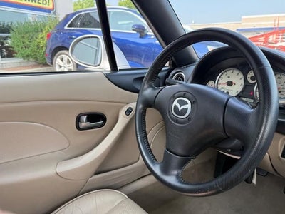 2004 Mazda Mazda Miata LS