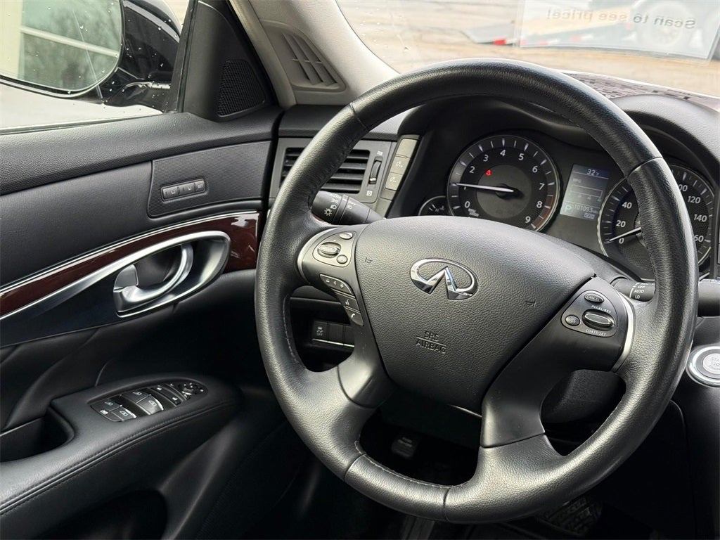 2015 INFINITI Q70 3.7X